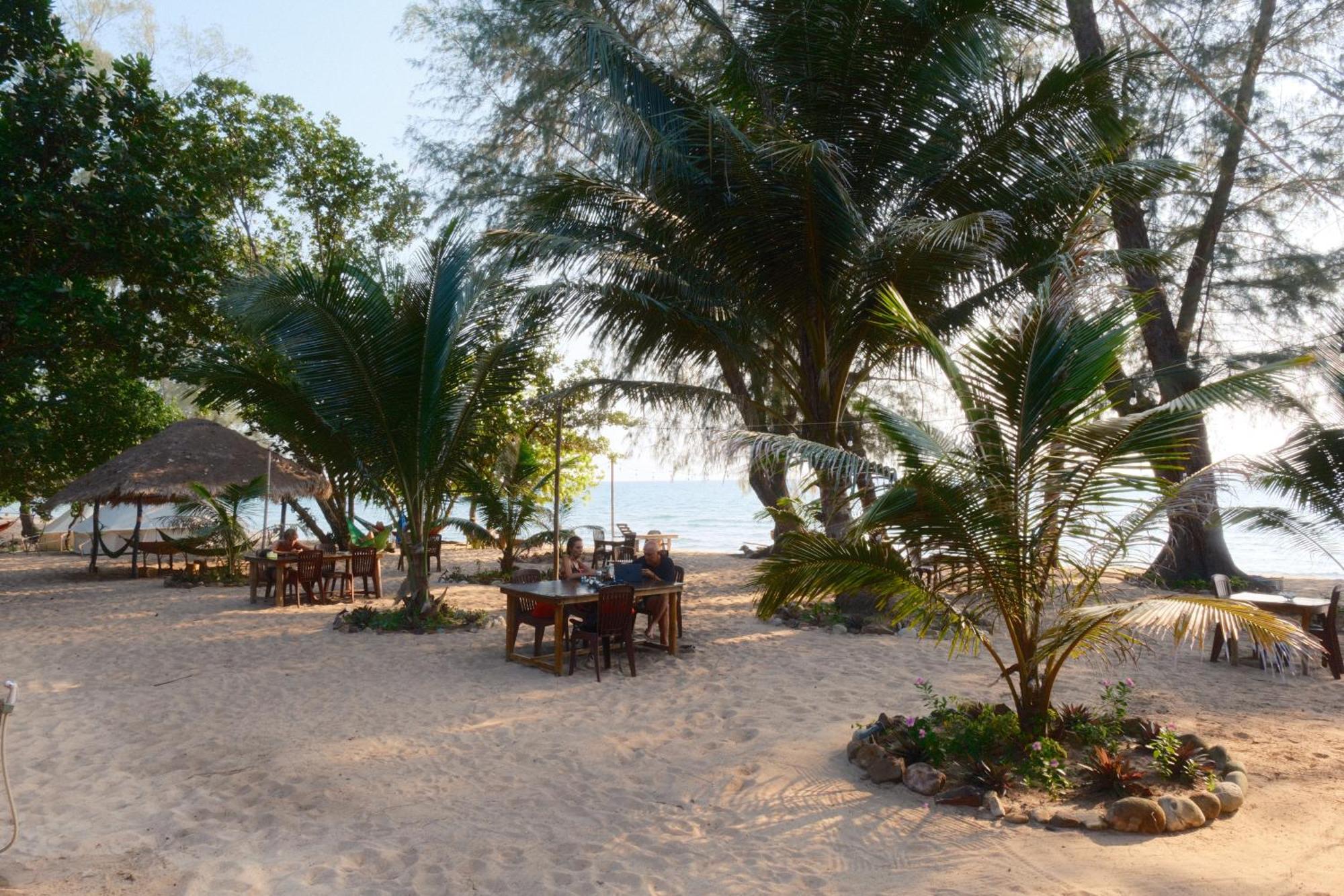 Villa Sleeping Trees Koh Rong Sanloem Exterior foto